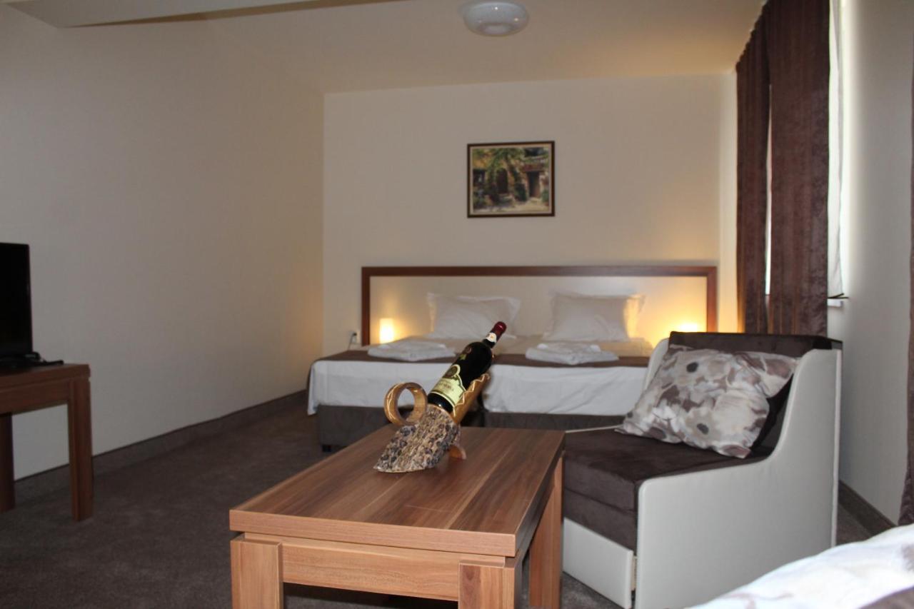 Family Hotel Bulgaria Kharmanli Zewnętrze zdjęcie