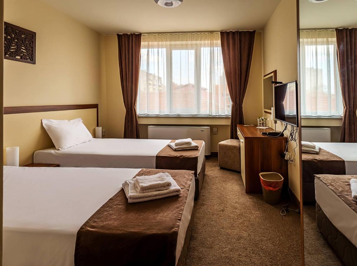 Family Hotel Bulgaria Kharmanli Zewnętrze zdjęcie